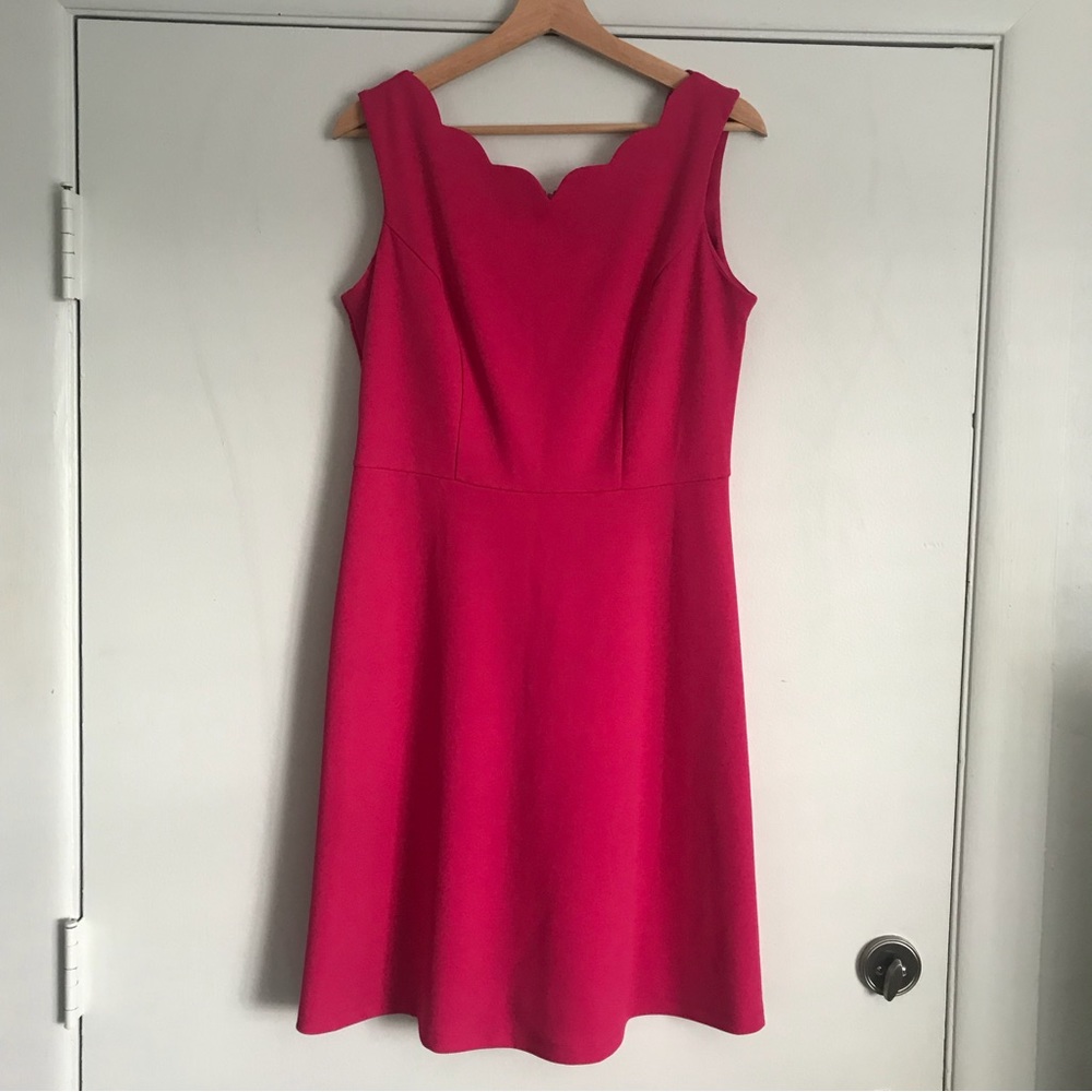 ~GLAMOUR FUCHSIA DRESS WITH SCALLOP NECKLINE~